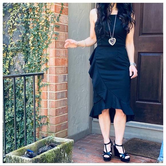 ✨LAST ONE✨STYLISH FABULOUS LITTLE BLACK MIDI DRESS - Picture 5 of 8